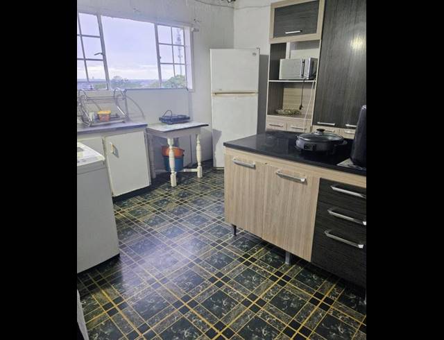 2 BEDROOM APARTMENT FOR SALE IN WHETSTONE